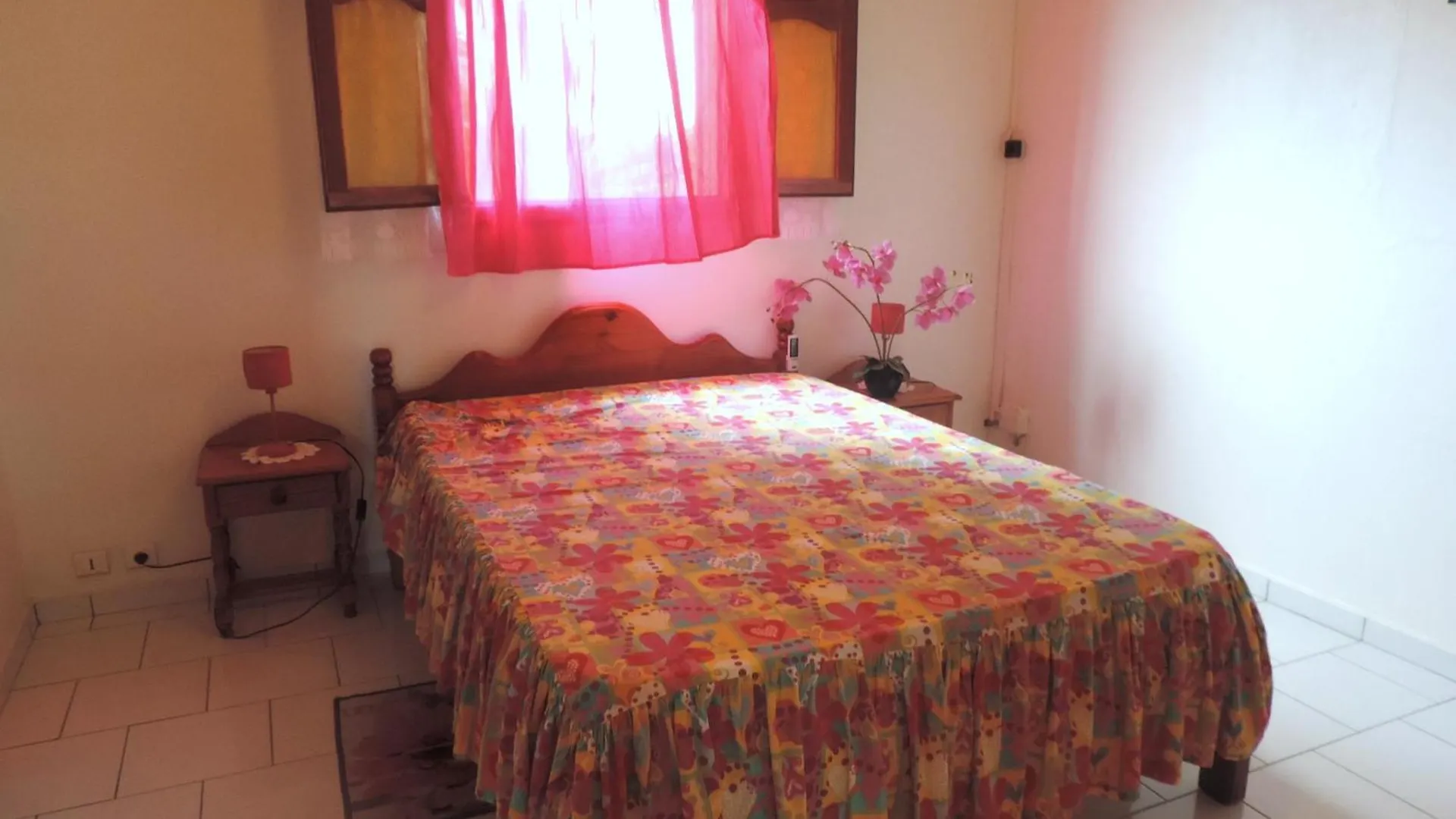 Casa vacanze Domaine De Laureal - Gite F3 Le Moule